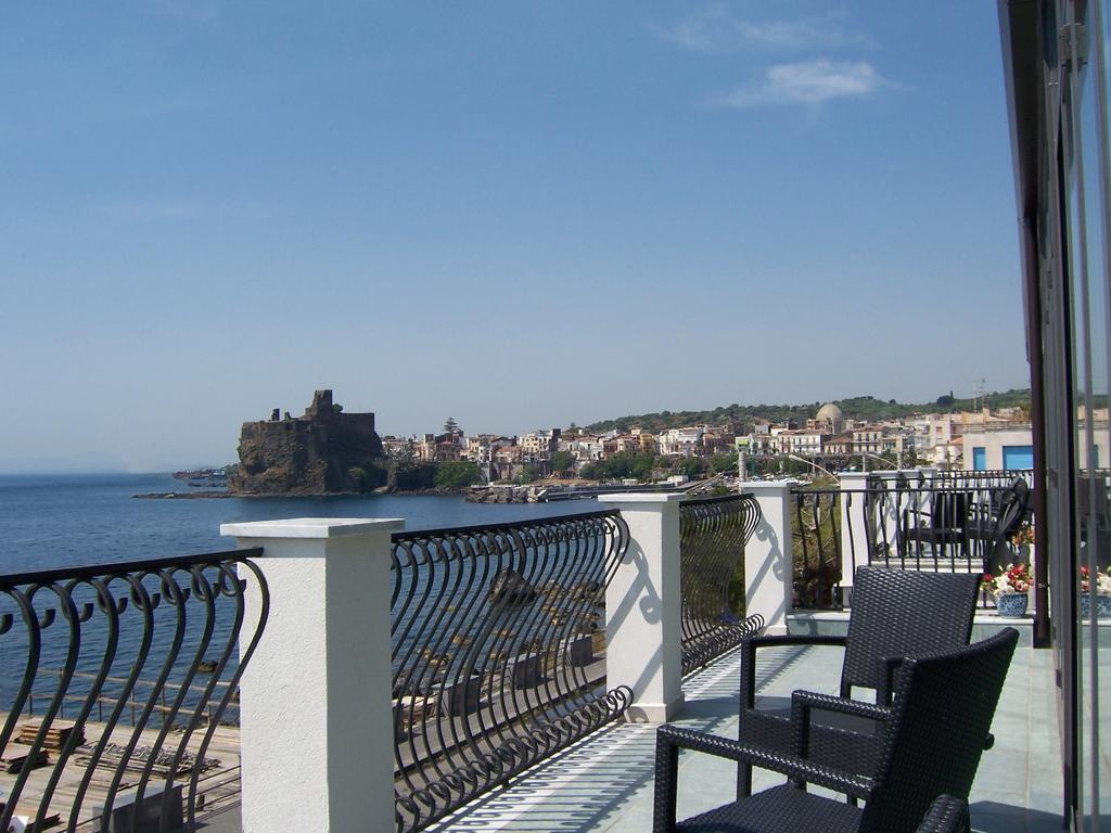 La Terrazza Bed & Breakfast Aci Castello Exterior photo