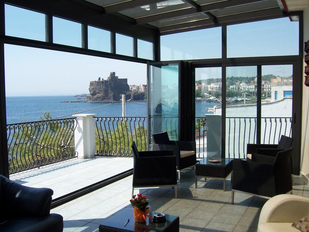 La Terrazza Bed & Breakfast Aci Castello Exterior photo